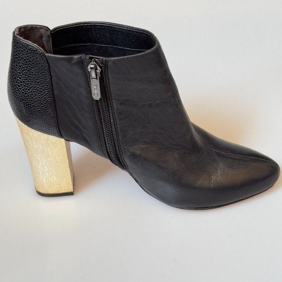 CIRCUS by Sam Edelman Shoes Black Leather Gold Block Heel Bootie Womans 8M - Picture 8 of 12